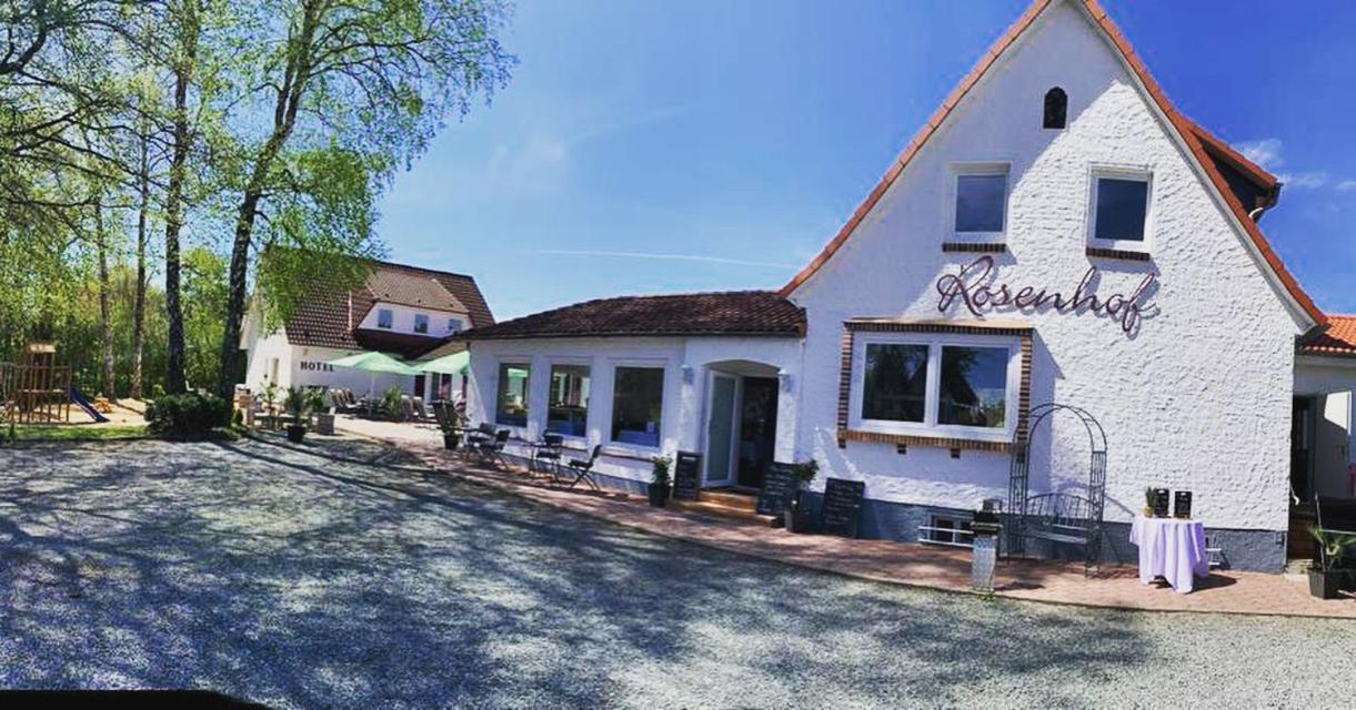 Hotel & Restaurant Rosenhof Bergen  Zewnętrze zdjęcie