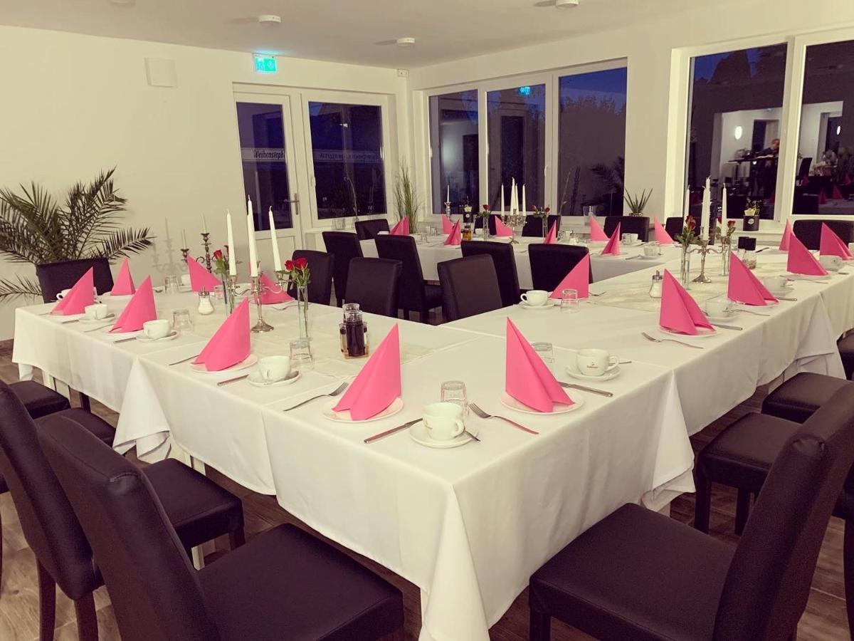 Hotel & Restaurant Rosenhof Bergen  Zewnętrze zdjęcie