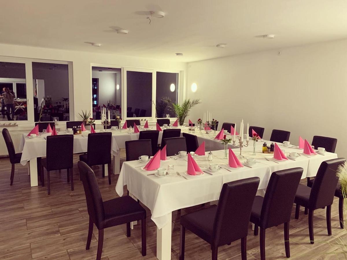 Hotel & Restaurant Rosenhof Bergen  Zewnętrze zdjęcie