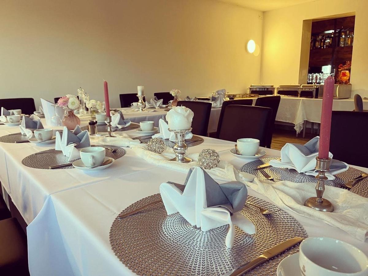 Hotel & Restaurant Rosenhof Bergen  Zewnętrze zdjęcie